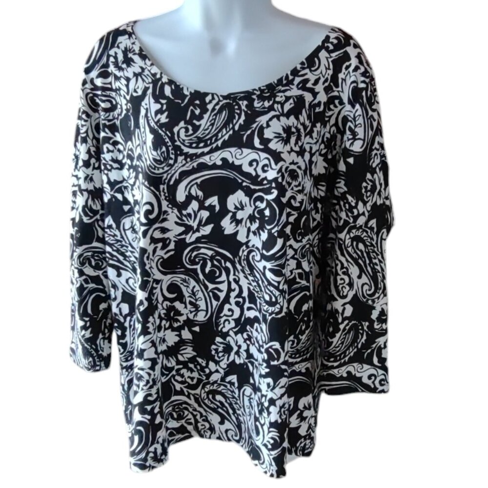 Chaps Women's 3/4 length sleeved Stretch Paisley Top Size 2X